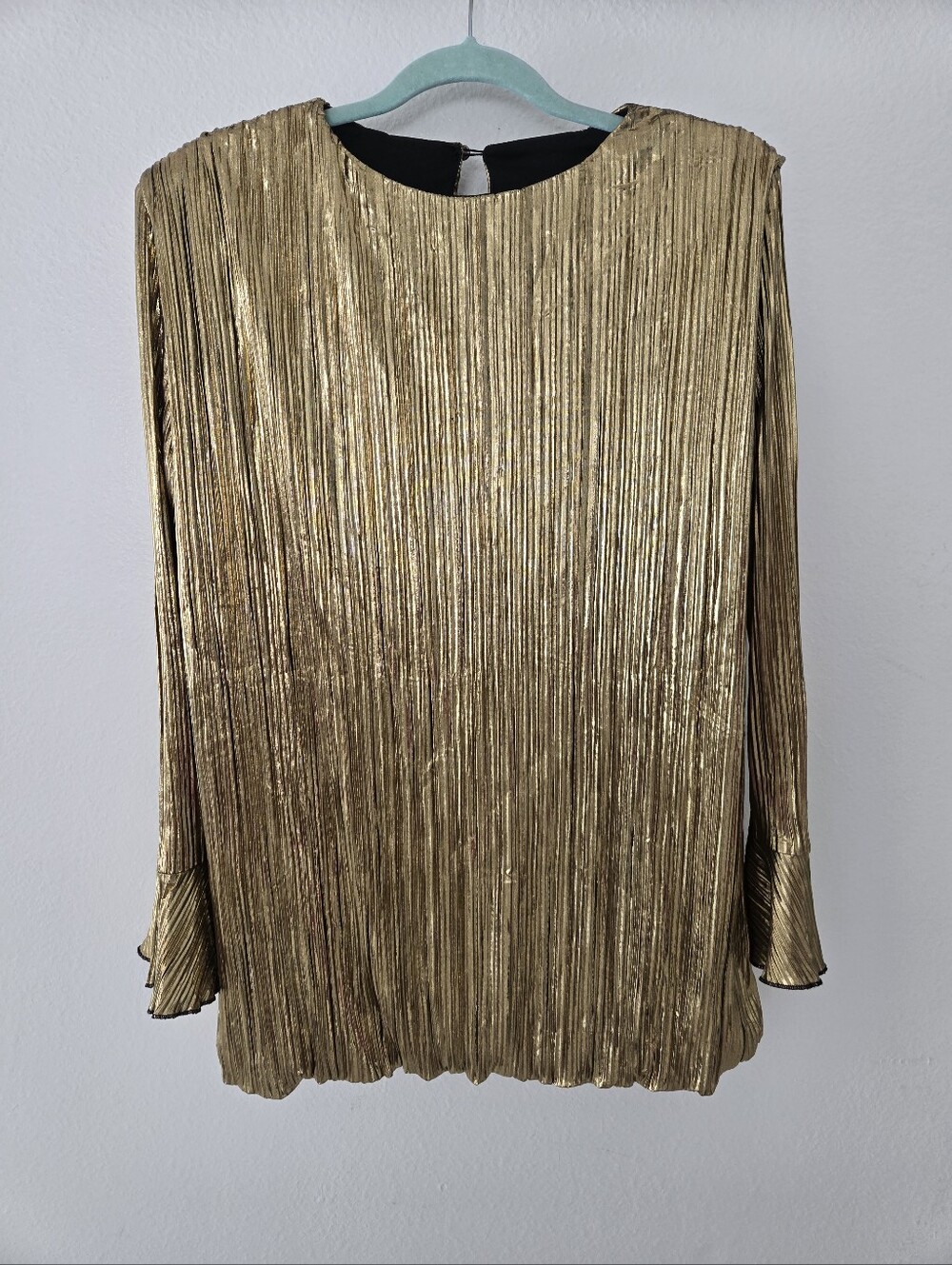 Gold Metallic Blouse  Ladies Vintage 80’s Size M